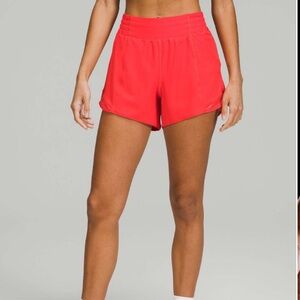 NWT lululemon Lululemon Hotty Hot High-Rise Lined Short 4"